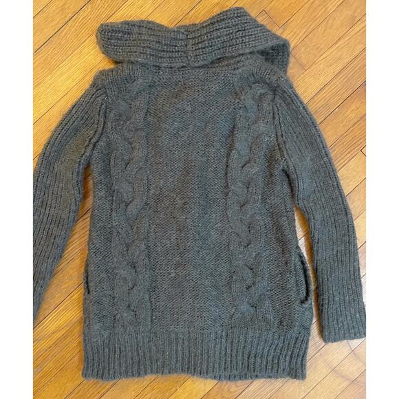 Gap Kids Cardigan Sweater Girls Small 6-7 Gray Wool Button Front Cable Knit - Picture 5 of 6